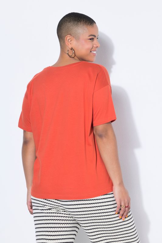 Round Neck Short Sleeve Relaxed Fit Cotton Tee