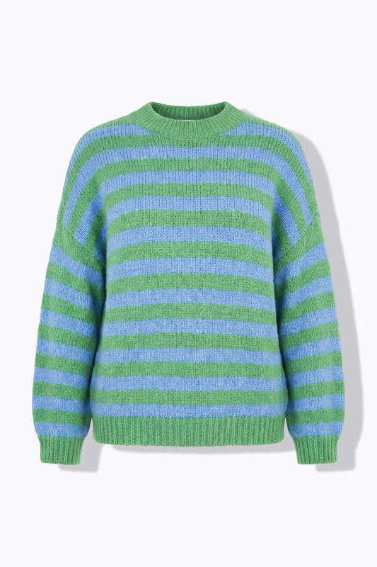 Пуловер с райета пухкав