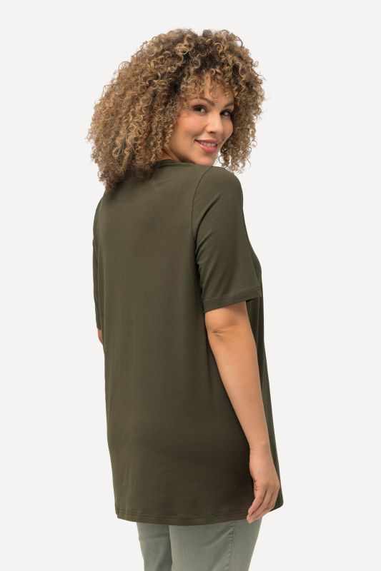 Essential Round Neck Stretch Tee