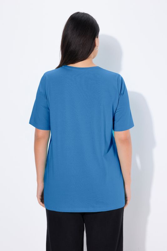 Essential Round Neck Stretch Tee