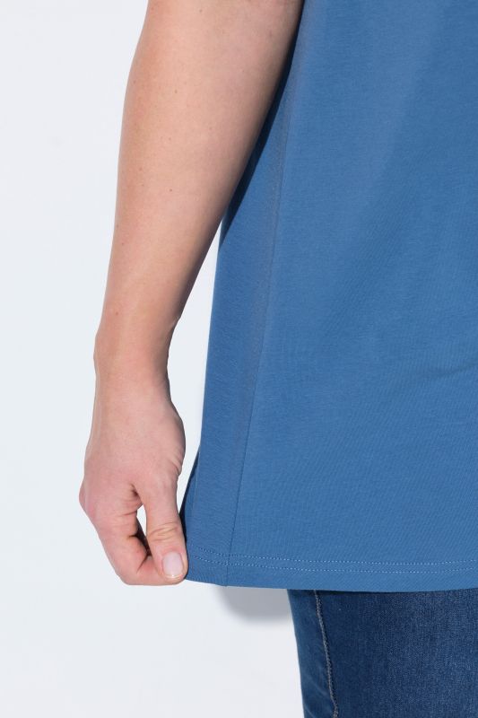 Essential V-Neck Stretch Tee