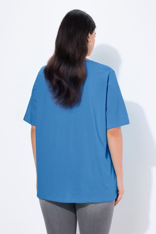 Essential V-Neck Stretch Tee
