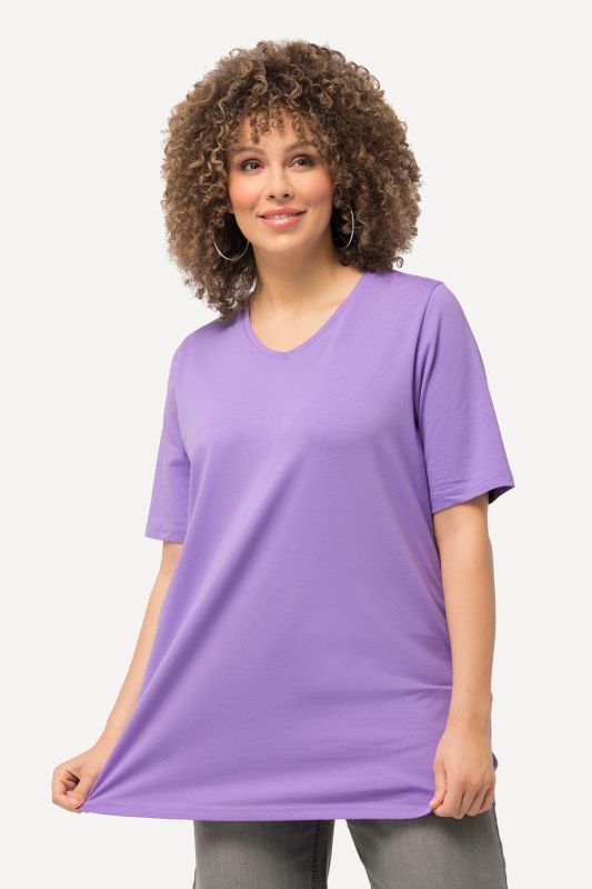 Essential V-Neck Stretch Tee