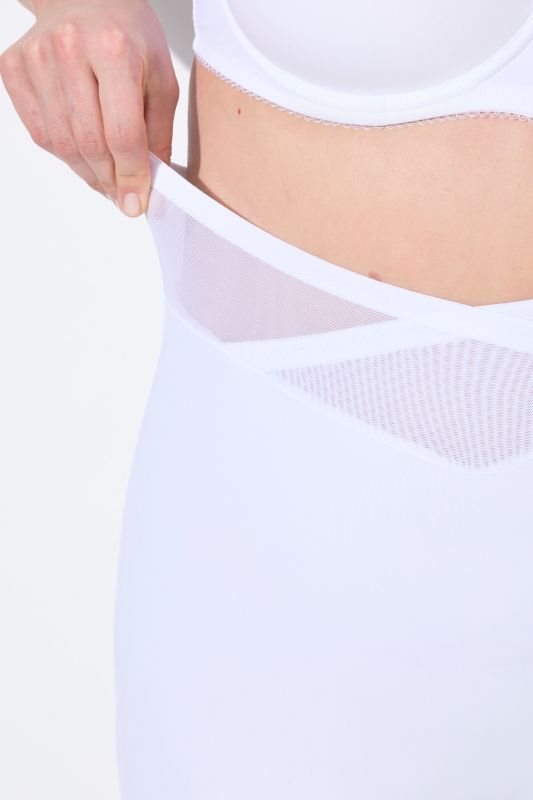 Шорти оформящи