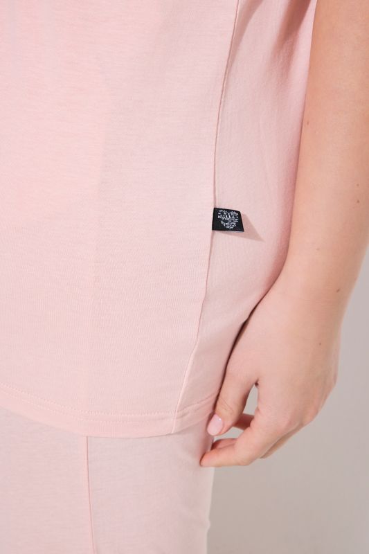 Пижама с дантелен мотив