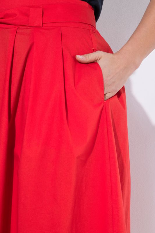 Пола плисирана