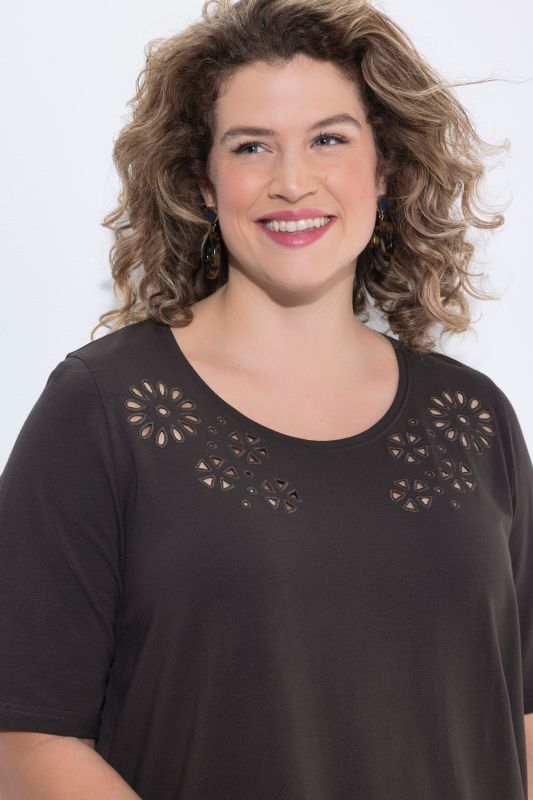 Туника с асиметричен подгъв