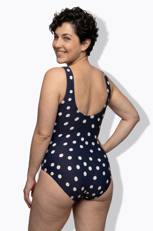 Бански с принт на точки