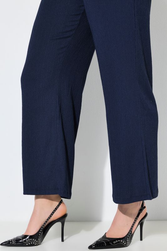 Lightly Textured Wide Leg Pants