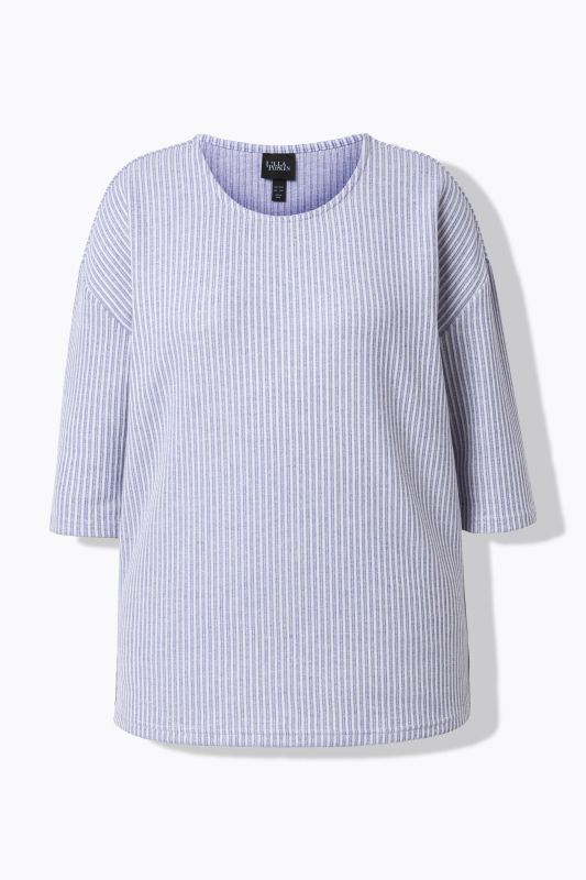 Пуловер с вертикални райета