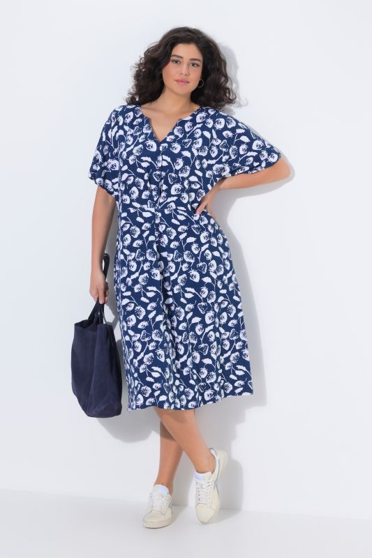 Strawberry Print Short Sleeve Split Neck Dress