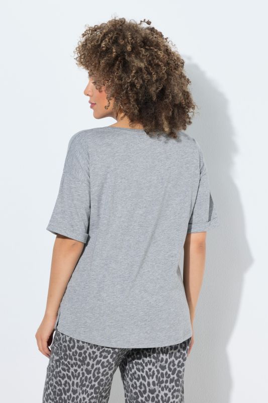 Тениска с геометричен принт