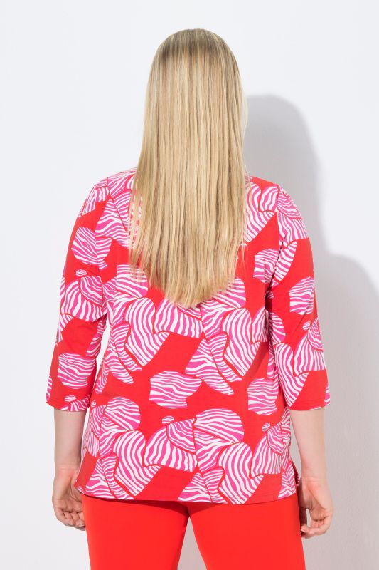 Тениска с раиран графичен принт