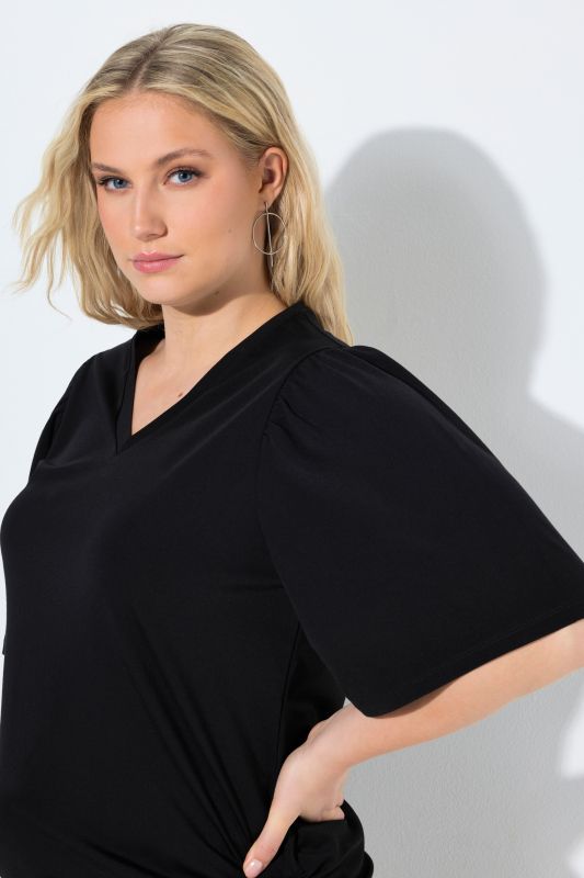 Тениска с прилеп ръкав