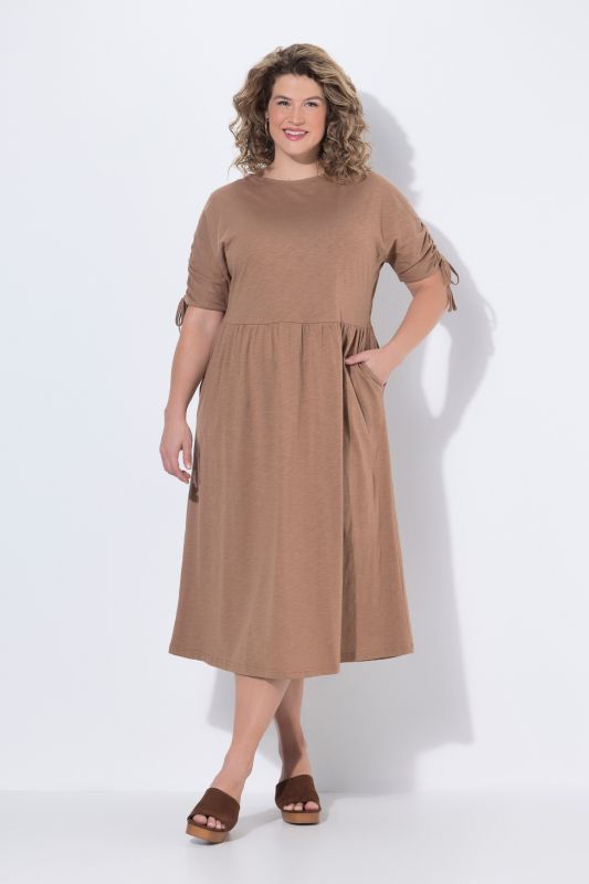 Рокля с еластична талия