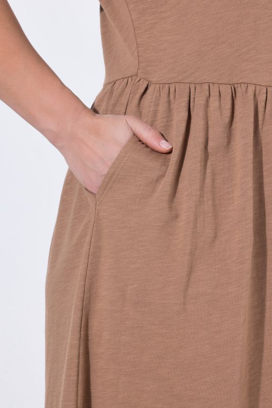 Рокля с еластична талия