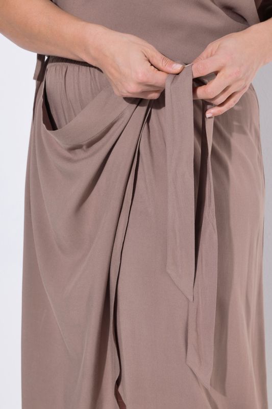 Пола тип прегърни ме