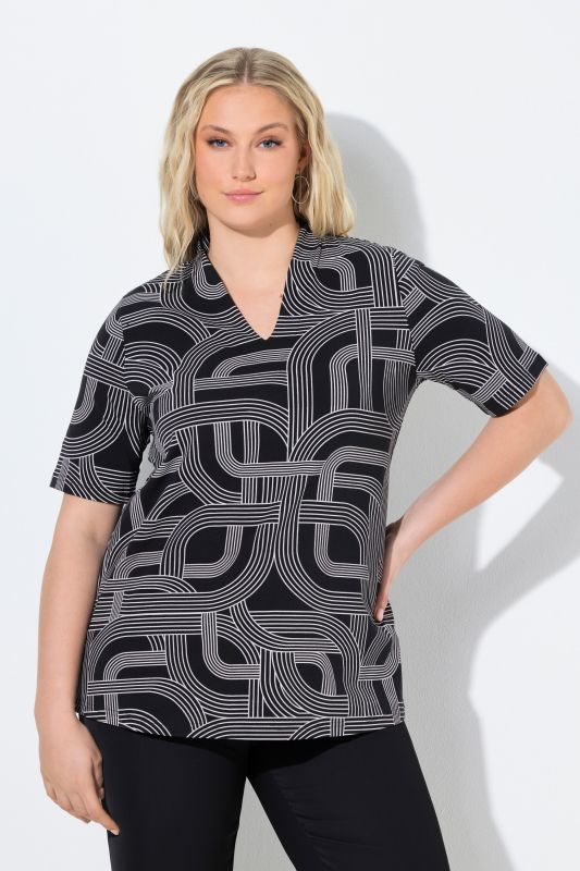 Тениска с геометричен мотив