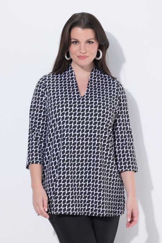 Тениска с графични листа