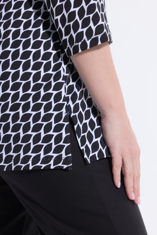 Тениска с графични листа