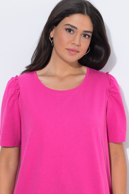 Тениска с акцент на раменете