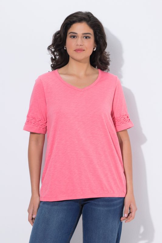 Тениска с акцент на ръкавите