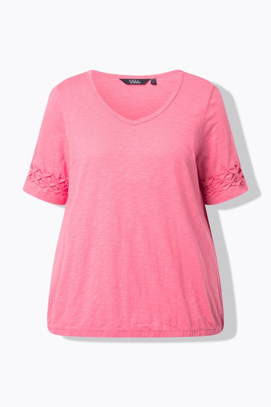 Тениска с акцент на ръкавите