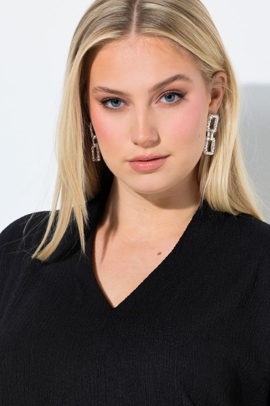 Тениска с изправена яка