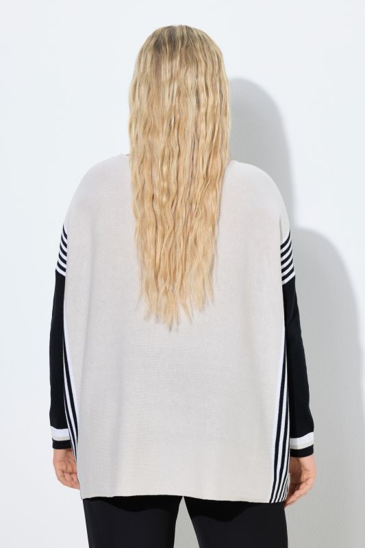 Пуловер с цветни блокови акценти