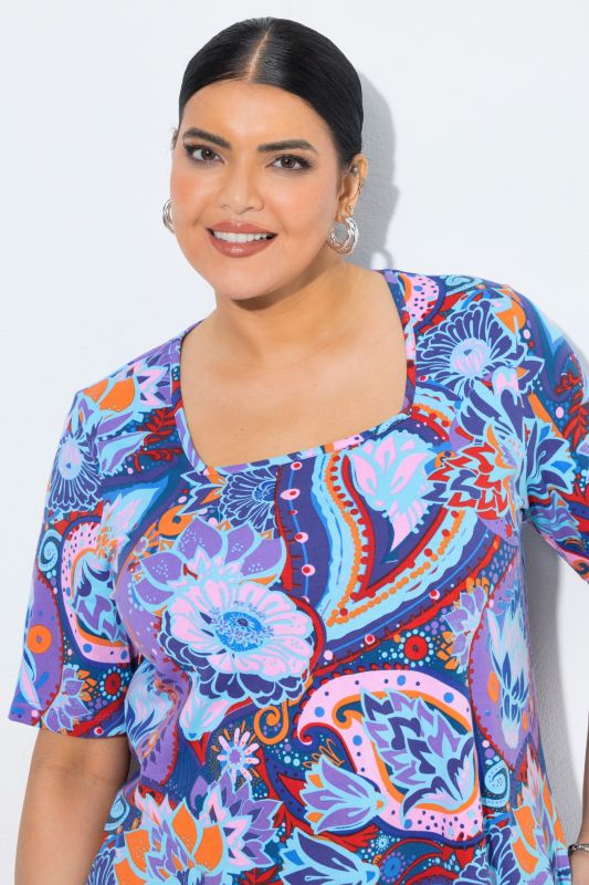 Туника с електриков пейзли принт