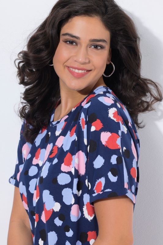 Тениска с цветни точки