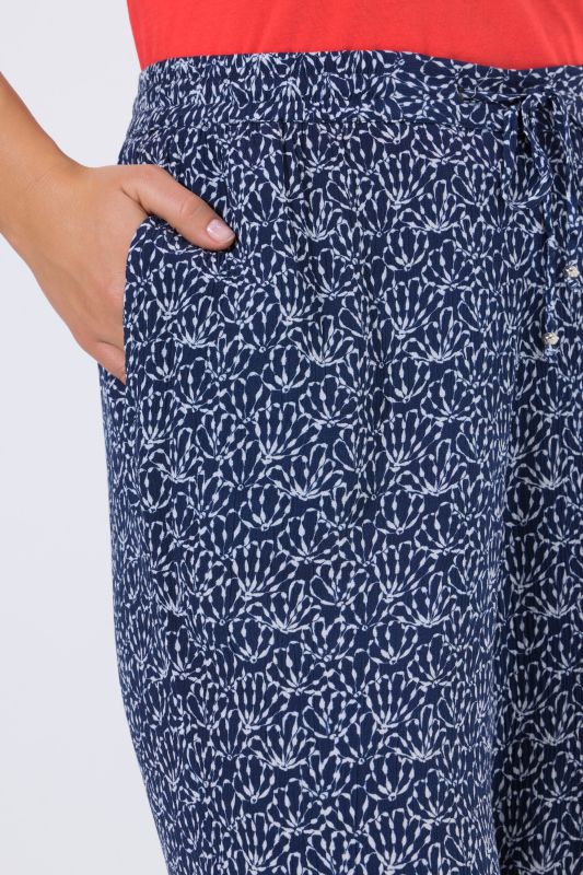 Shell Print Elastic Waist Crepe Pants