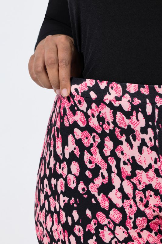 Matte Jersey Pink Leopard Cropped Pants