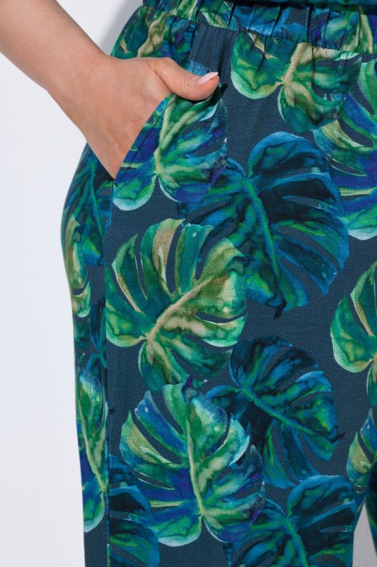 Monstera Print Jersey Cropped Pants