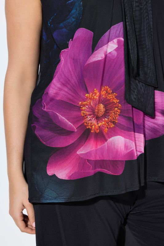 Потник с цвете