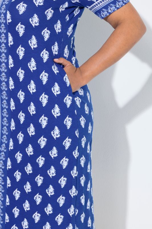 Рокля с микс от принтове