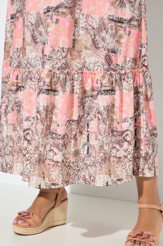 Рокля с пейзли пач принт