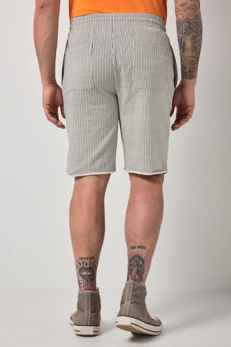 Бермуди с райета и джобове