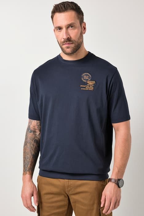 T-shirt, stomach fit