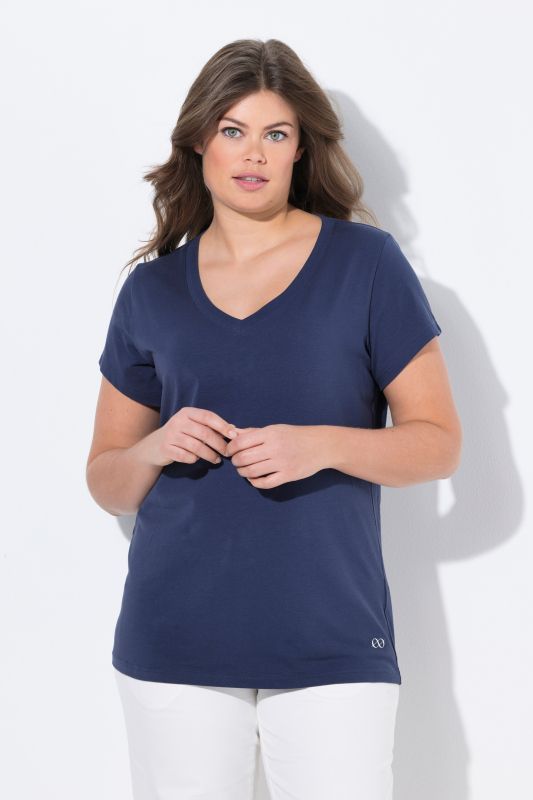 Тениска с V - образно деколте