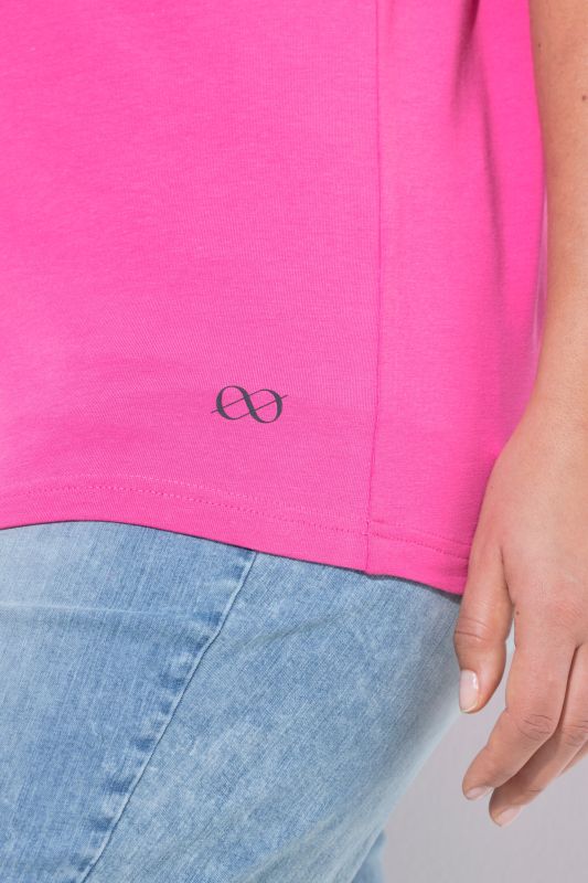 Тениска с V - образно деколте