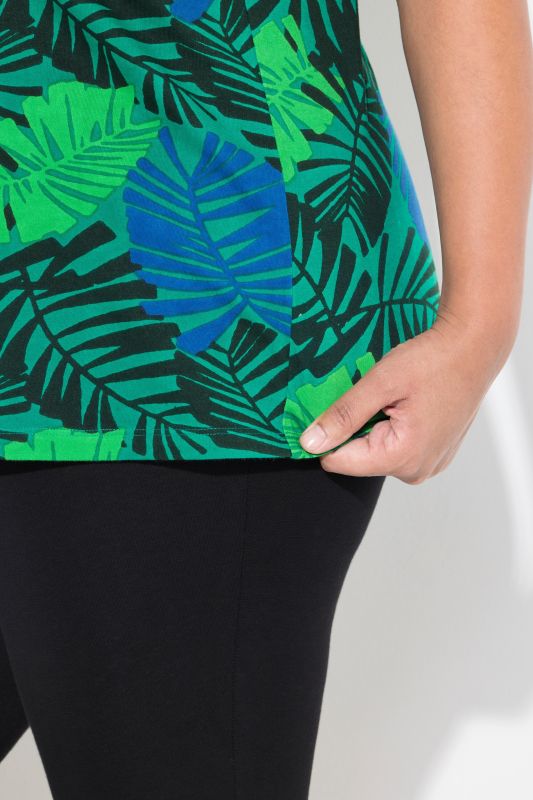 Тениска с тропически принт