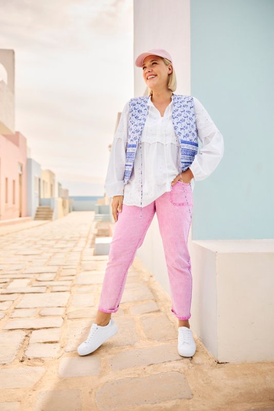 Off-White Eyelet Embroidered Flounce Blouse