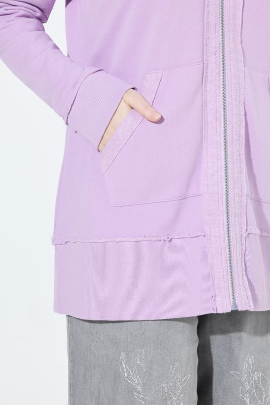 Суитчър с цип и декоративни шевове