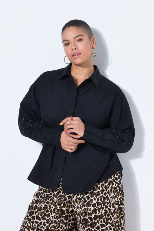 Риза с дантела на ръкавите