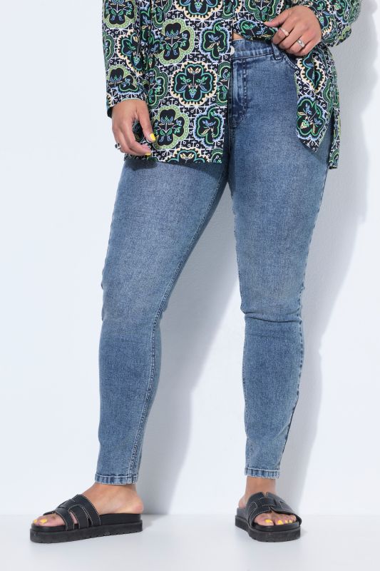 Stonewash Stretch Fit Skinny Jeans