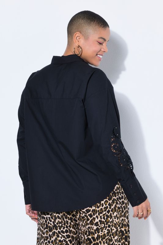 Риза с дантела на ръкавите