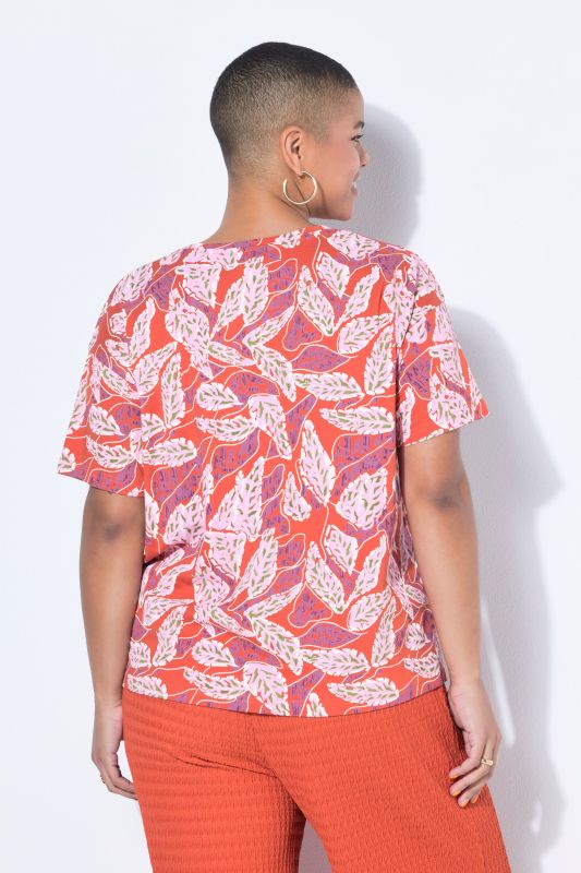 Leaf Print Short Sleeve Tee