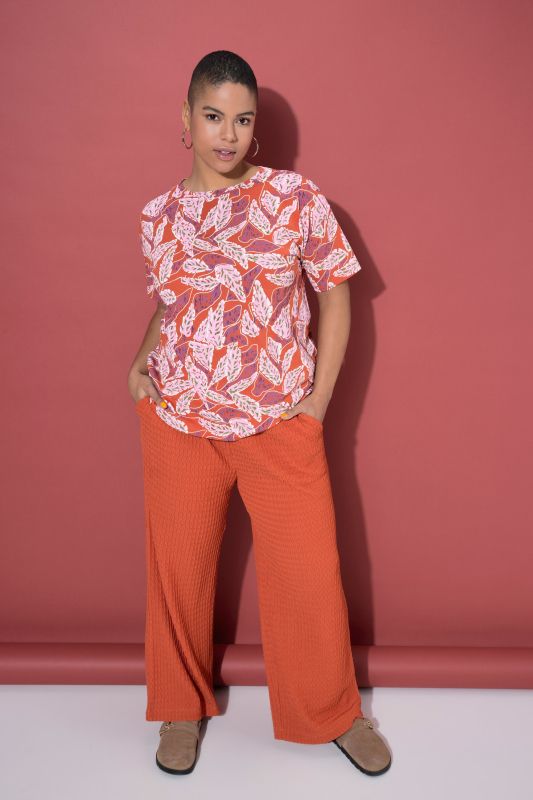 Leaf Print Short Sleeve Tee