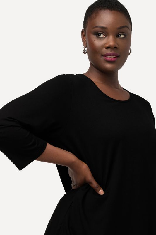 Silky Stretch Knit Round Neck 3/4 Sleeve Relaxed Fit Top